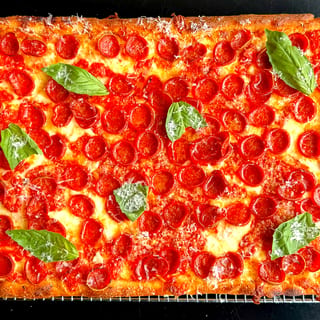 Sizzlin Sicilian Pizza